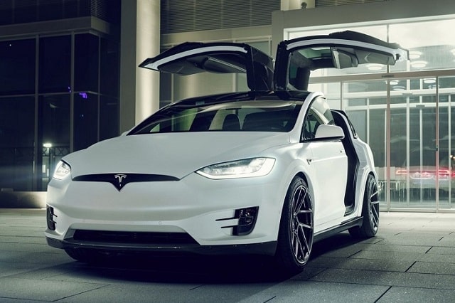 Электромобили Tesla: в чем особенности, интересные факты - фото2