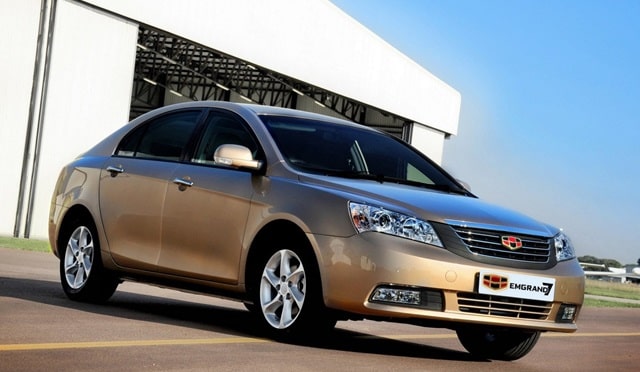 Geely Emgrand EC7: что за автомобиль, обзор, плюсы и минусы - фото3