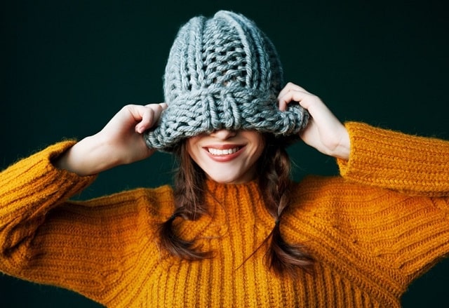 Вязаная женская шапка: что сейчас модно, виды, как выбрать - фото3