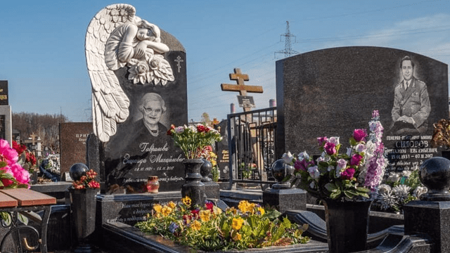 Гранитные памятники ― простой способ сохранить память навек - фото1