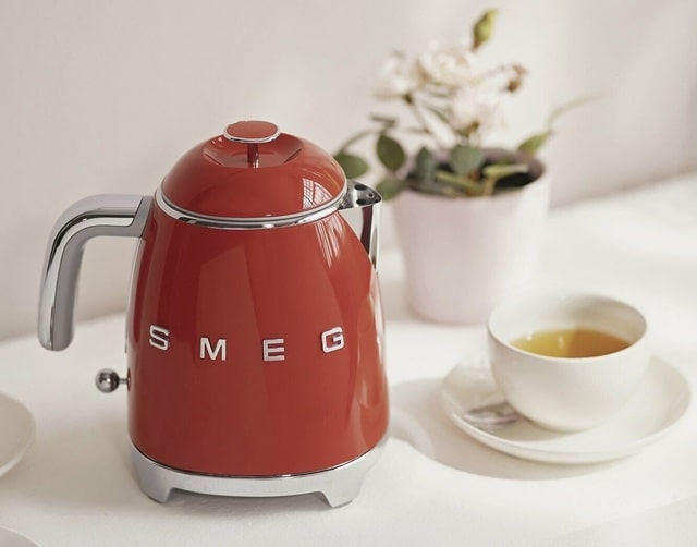 Електрочайники Smeg: чому такі дорогі та що в них особливого - фото2