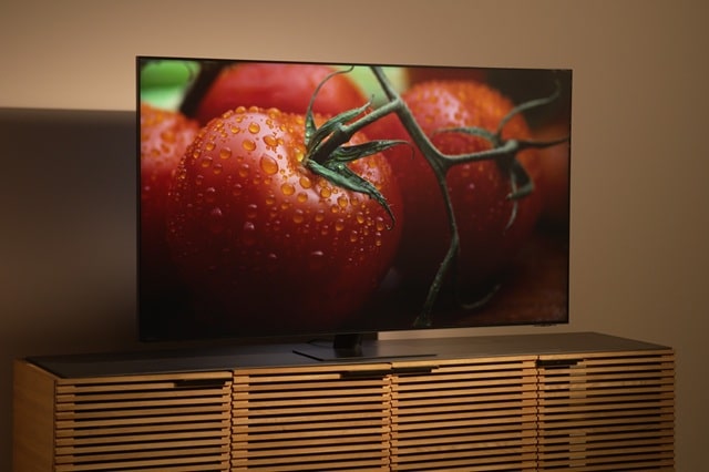 Телевизионная дуэль: что лучше - OLED от LG или QLED от Samsung - фото5