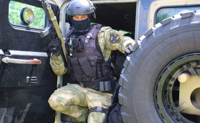 Для подавления протестов на Херсонщину ввели подразделения Росгвардии
