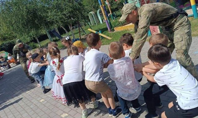 На левобережье области стартовал оккупационный проект милитаризации детей