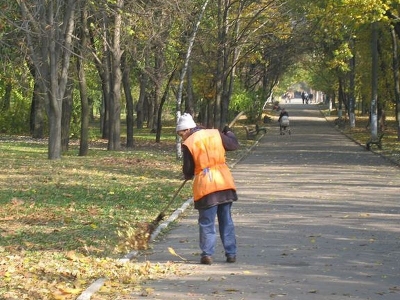 Херсонцы устроили «чистый четверг» в одном из районов города