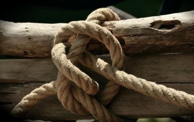 11-летний мальчик повесился после ссоры с мамой