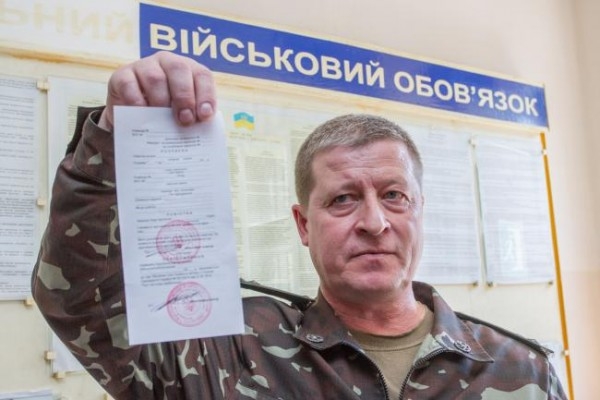 В Новой Каховке идти воевать некому? 