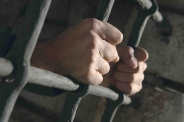 На Херсонщине задержали за крупную взятку главу РГА