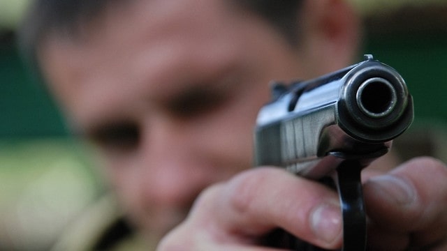 В Таврическом микрорайоне произошла драка со стрельбой