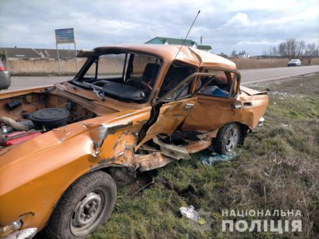 В ДТП в Скадовске погиб водитель – тело из автомобиля вырезали спасатели
