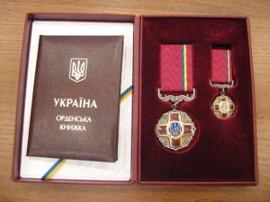 Двое херсонских энергетиков награждены орденами «За заслуги» третьей степени