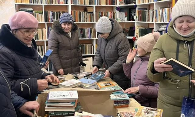 Библиотеке Дарьевской громады прислали 168 новых книг