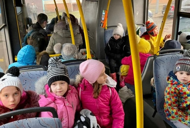 В опасных зонах на Херсонщине проживает более 500-от детей