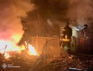 В селе Зеленовка во время ликвидации пожара был ранен спасатель