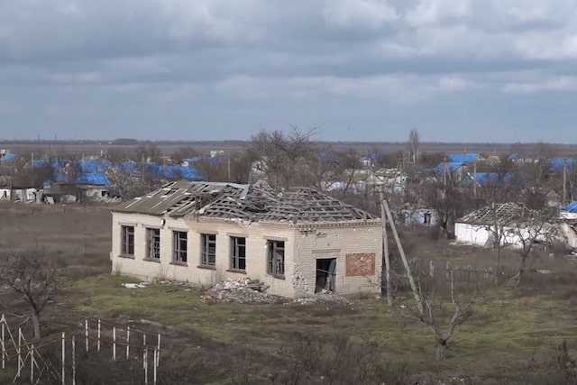 В Посад-Покровском заново отстроено 5 частных домов