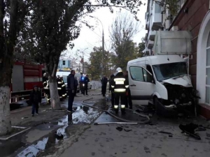 Херсонцы собирают средства на лечение водителя, пострадавшего в ДТП