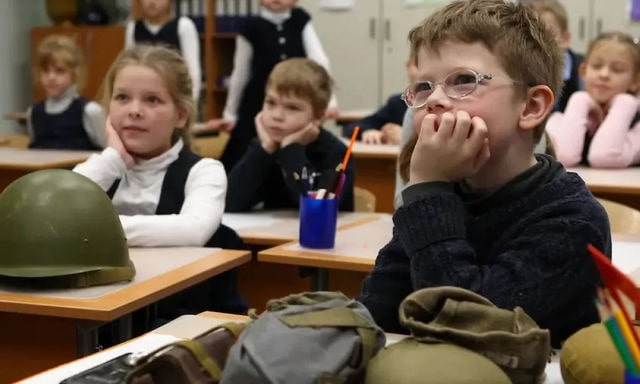 Оккупанты стремятся уничтожить украинскую идентичность – жители сопротивляются