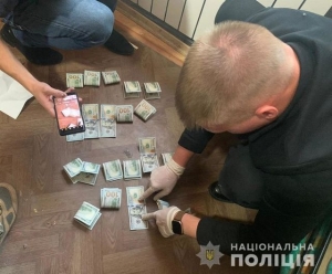 Военный комиссар подозревается во взятке