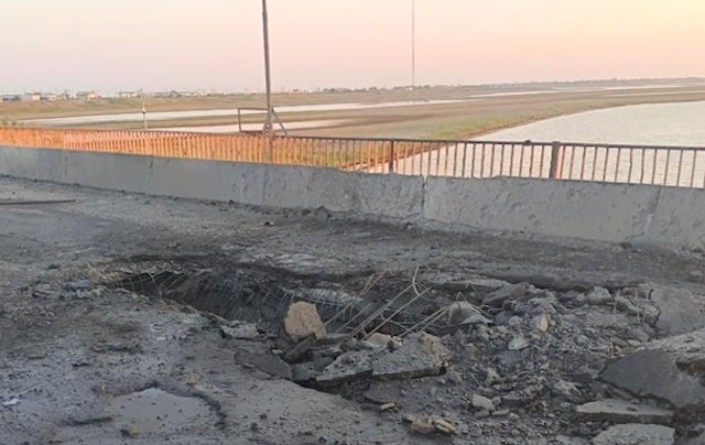 После ударов по мостам в Чонгаре у оккупантов возникли транспортные проблемы