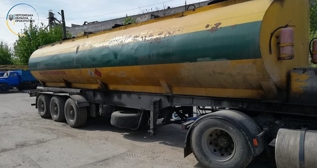На Херсонской нефтебазе изготавливали подпольное топливо сомнительного качества