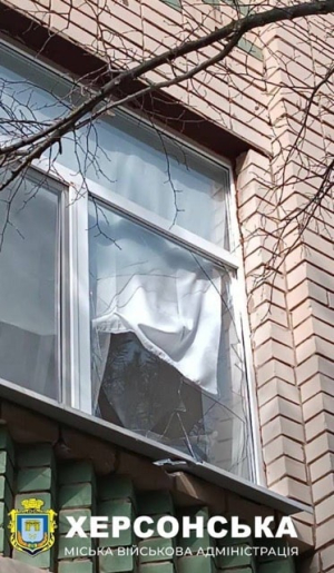 Россияне нанесли удар по Херсону - повреждено учебное заведение