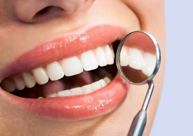 Как снизить риск заболевания зубов?