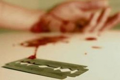 Студентка пыталась покончить с собой