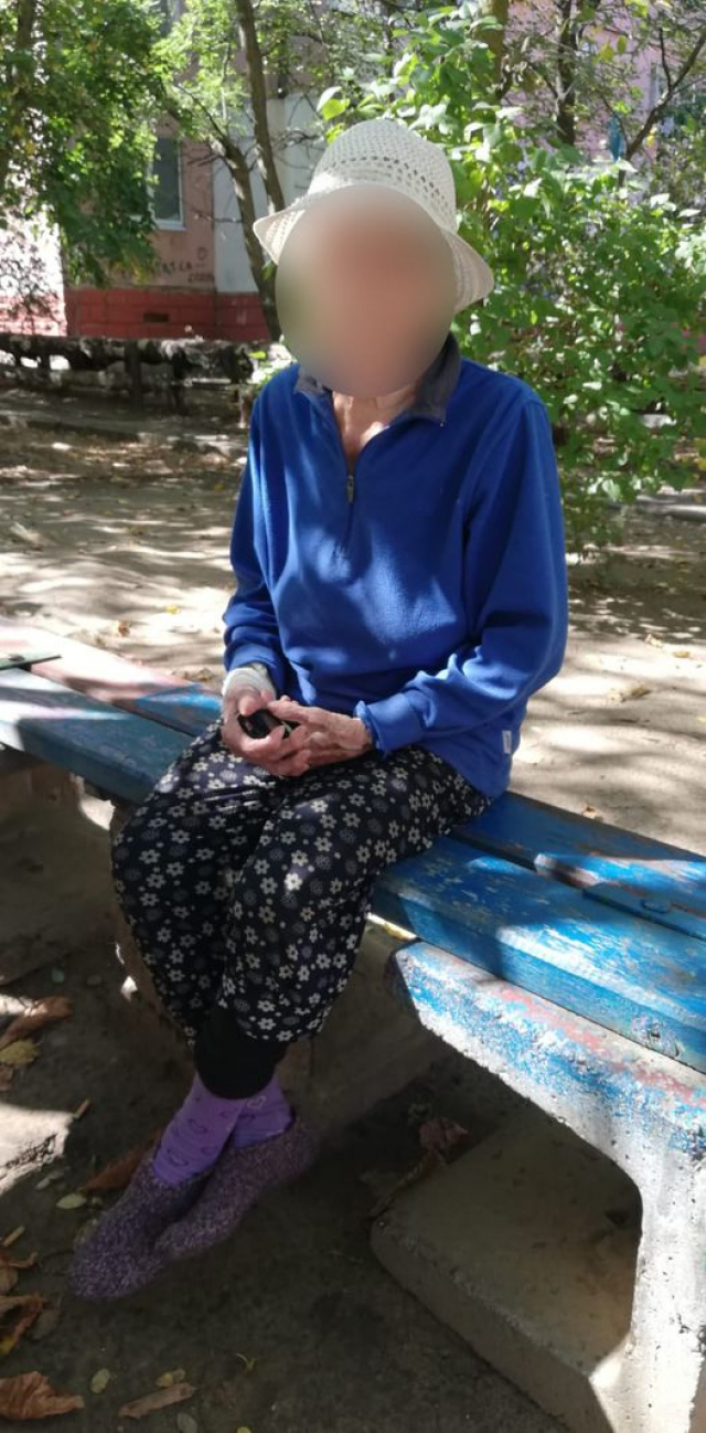 Над 90-летней бабушкой издевалась жена ее внука – в ситуацию вмешалась полиция
