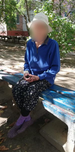 Над 90-летней бабушкой издевалась жена ее внука – в ситуацию вмешалась полиция