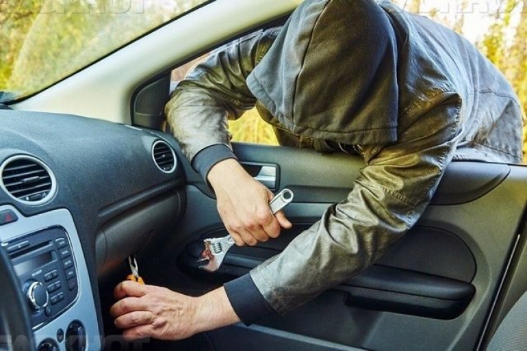 Автомобильный вор может сесть на 5 лет – дело передано в суд
