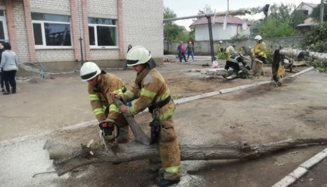 Более чем в два раза возросли убытки от урагана в Великой Александровке