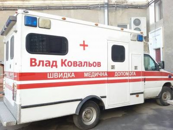 Волонтеры обеспечивают бойцов АТО автомобилями 