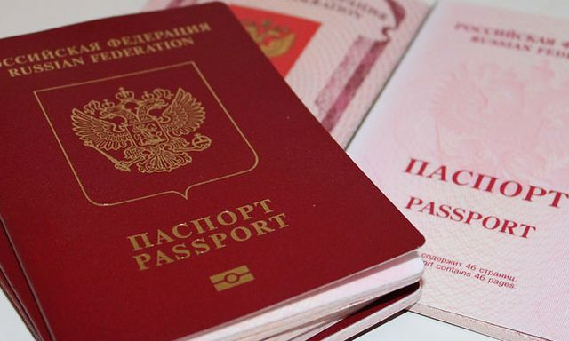 Оккупанты намерены депортировать украинцев, не получивших российские паспорта