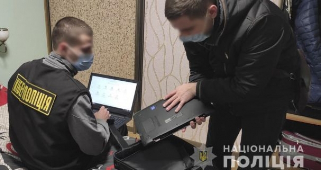 Мошенник торговал несуществующими компьютерами