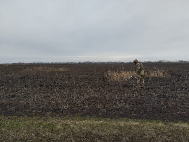 В Нововоронцовской громаде началось разминирование сельхозугодий