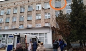 В херсонской поликлинике мужчина пытался покончить с собой