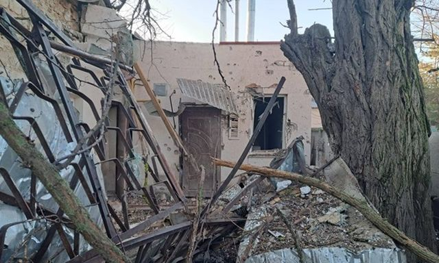 Под обстрел врага попала Чернобаевка – ранены двое жителей