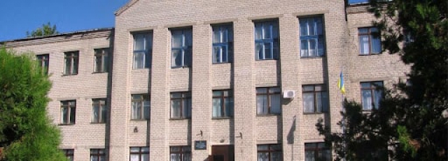 Коллектив Белозерского ПТУ № 6 протестовал против закрытия училища