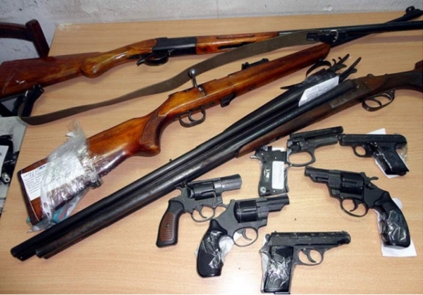 Херсонцы, сдайте оружие!