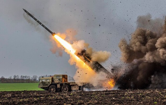 В селе Нововоскресенском уничтожен вражеский склад боеприпасов