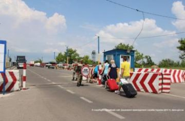 На админгранице кипит «нелегальная» жизнь 