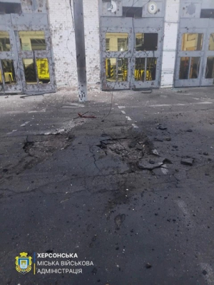 Оккупанты больше часа наносили удары по депо, повреждено 19 троллейбусов