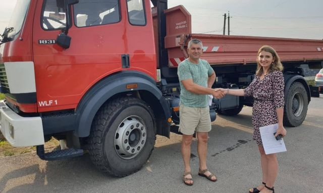 В Кочубеевской громаде КП «Инноватор» передан пожарный грузовик