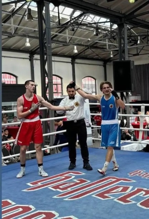 Боксер спортивного колледжа завоевал золотую медаль на чемпионате в Германии