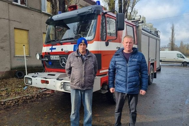 Дарьевской громаде передан новый пожарный автомобиль