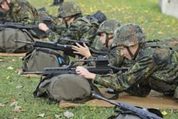 Херсонские добровольцы побывали на стрельбище