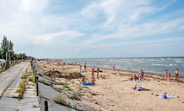 Азовское море наступает на Геническ