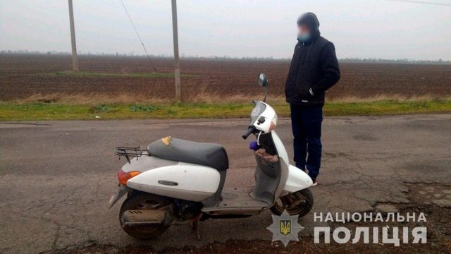 Думал покататься и вернуть – полицейские задержали угонщика мопеда