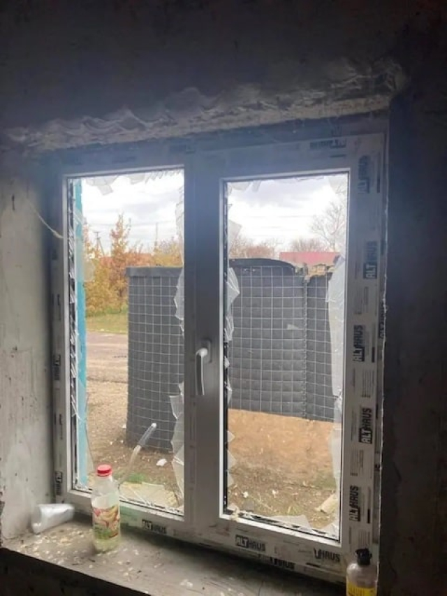 Враг обстрелял пункт выдачи гуманитарной помощи в селе Нововодмитровка