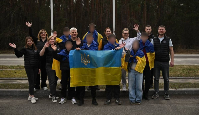 Еще семерых украинских детей удалось вернуть на подконтрольную территорию Украины